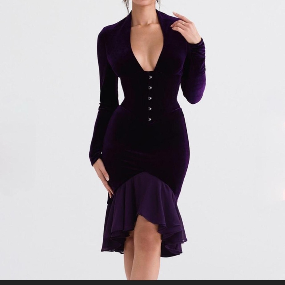 New With Tags! House of CB DAHNA DARK PURPLE VELVET CORSET DRESS
